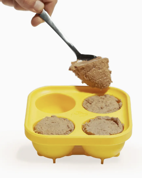 Load image into Gallery viewer, Woof Pupsicle Treat Tray