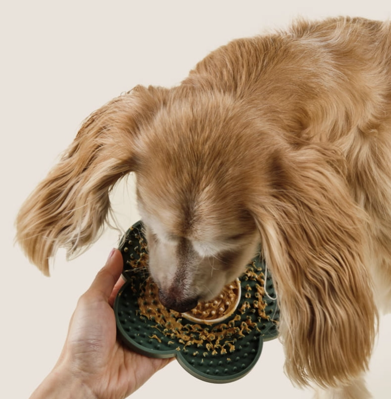 Load image into Gallery viewer, Dandylion Silicone Lick Mat