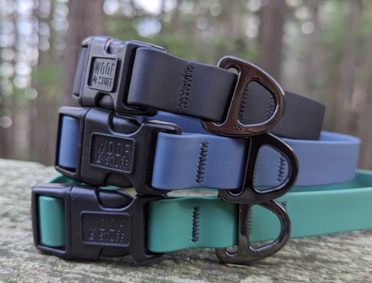 Load image into Gallery viewer, Woof & Stuff Raven Waterproof Collar - Discover Dogs