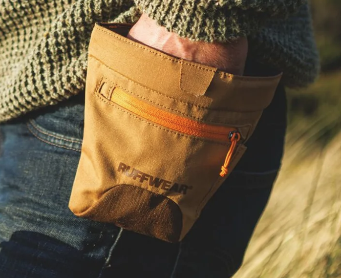 Load image into Gallery viewer, Ruffwear Treat Trader Pouch - Discover Dogs