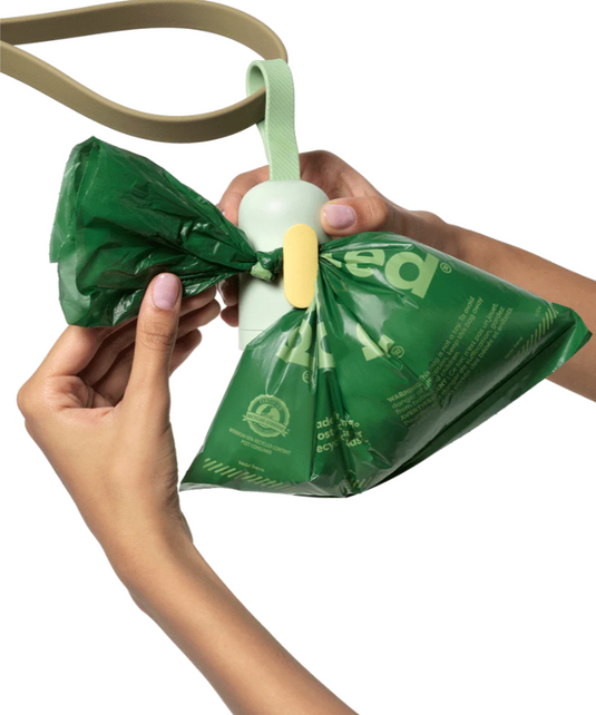 Earth Rated Poop Bag Dispenser 2.0 - Discover Dogs