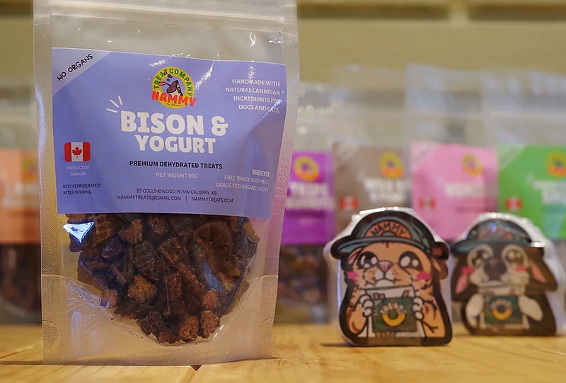 Load image into Gallery viewer, Nammy Treats Bison & Yogurt 90g