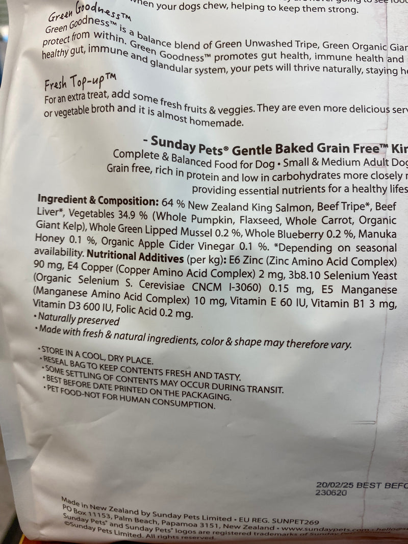 Load image into Gallery viewer, Sunday Pets Gently Baked GF Salmon with Tripe 1.3kg
