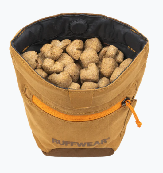 Load image into Gallery viewer, Ruffwear Treat Trader Pouch - Discover Dogs