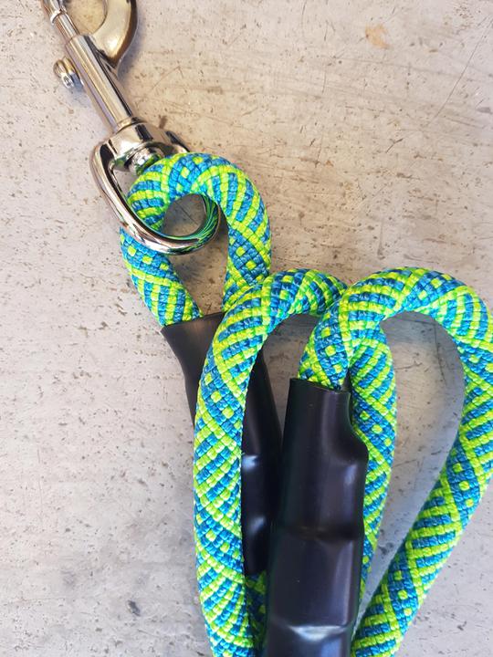 Load image into Gallery viewer, Mountain Dog Leash 6' - Discover Dogs Online