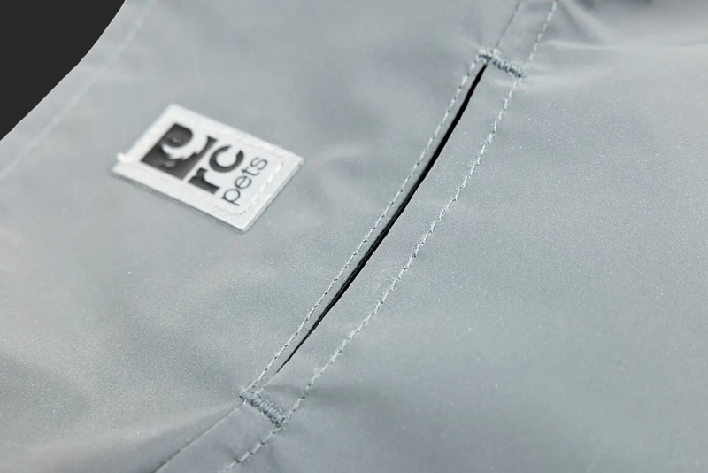 Load image into Gallery viewer, RC Starling Reflective Jacket Silver