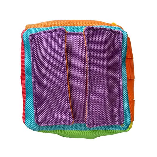 FouFou Hide n' Seek Cube