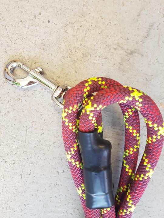 Load image into Gallery viewer, Mountain Dog Leash 6' - Discover Dogs Online
