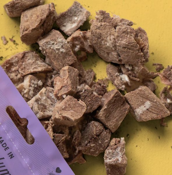 Load image into Gallery viewer, Wild Vibes Kangaroo and Bone Broth Treats 58g
